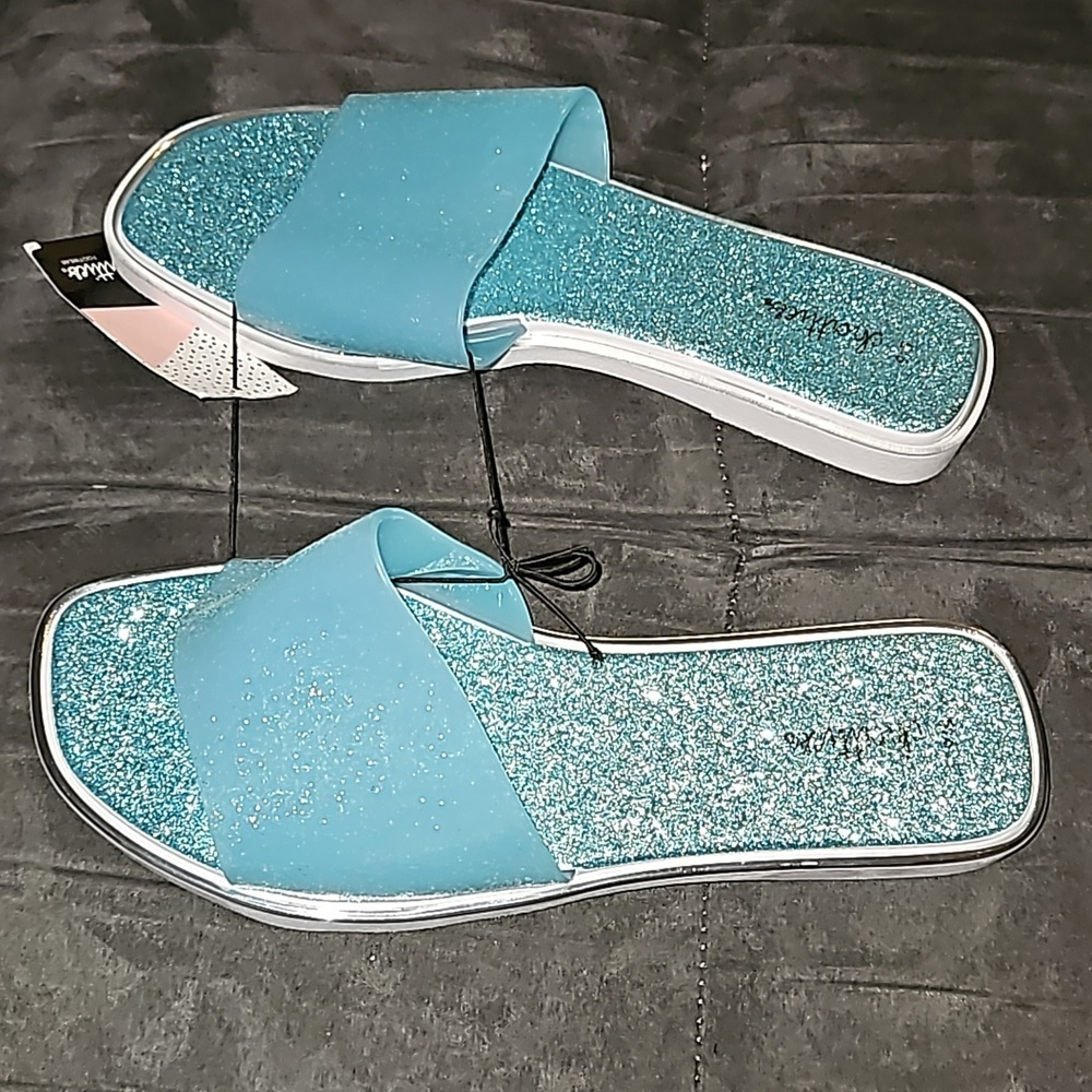 Chatties Footwear Pastel Blue Sparkle Glitter Slip-on White Sole Sandal Size 5/6 - Picture 4 of 8